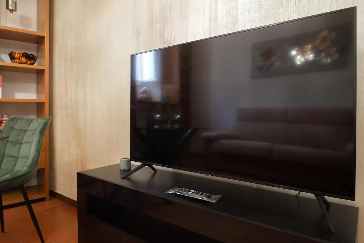 Apartment Mascari Charming Suite Lecco Italy