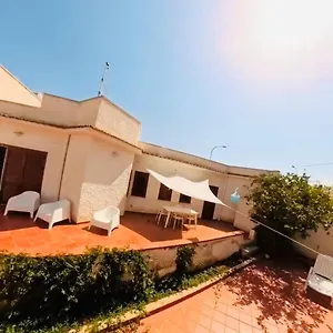 Farfalla Villa San Vito Lo Capo